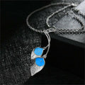 Fashionable Glow-in-the-Dark Leaf Pendant Necklace